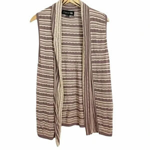 Forever 21 inches purple &‎ cream striped vest